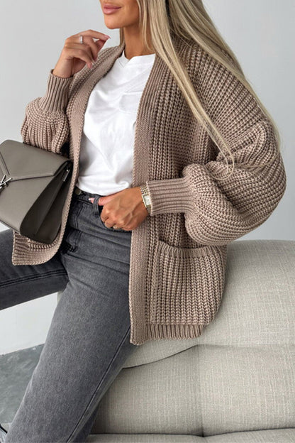 Effortlessly Elegant Garment with a Timeless Design