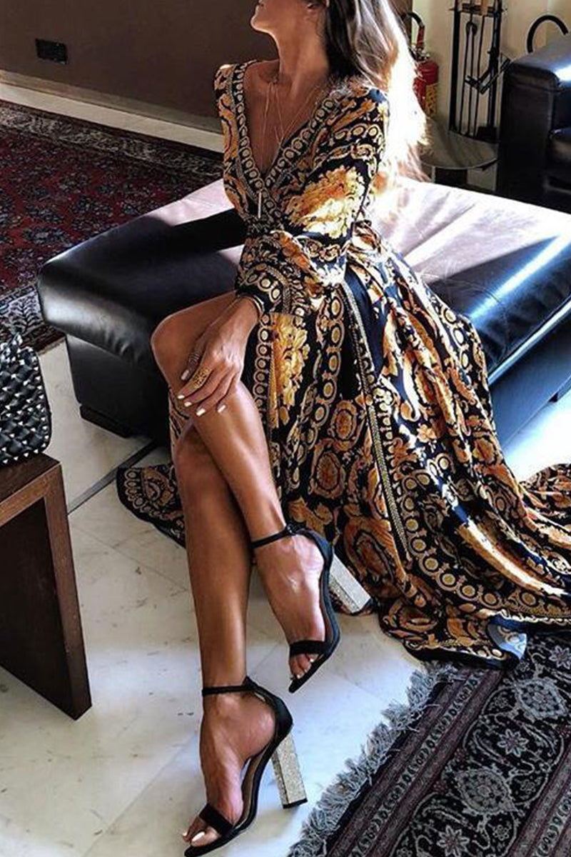 Gracefully Styled Dress for Any Occasion