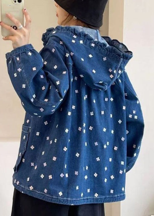 Classic Vintage Coat with a Flattering Fit