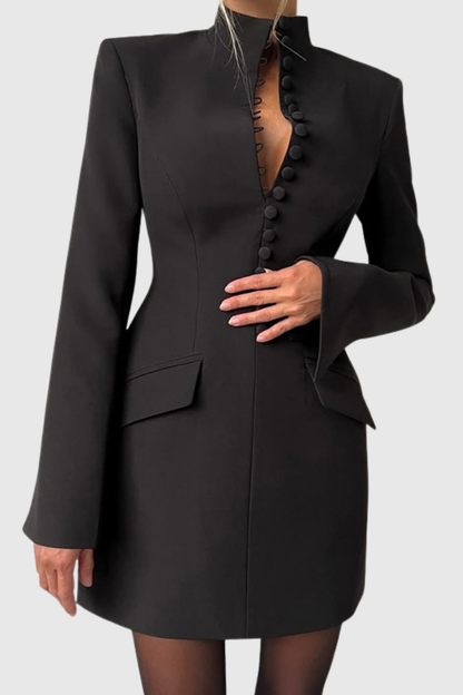 Effortlessly Elegant Dress with a Timeless Design