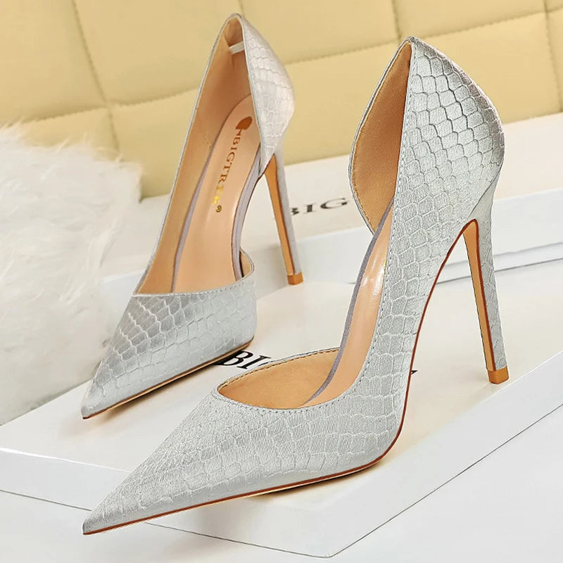 Elegantly Styled Heels for Everyday Wear