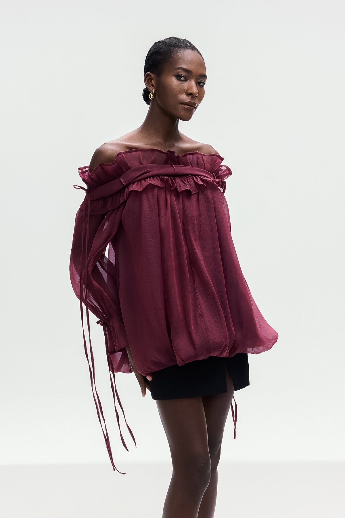 Effortlessly Elegant Top with a Timeless Design