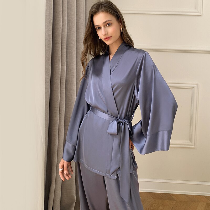 Gracefully Styled Cardigan for Any Occasion