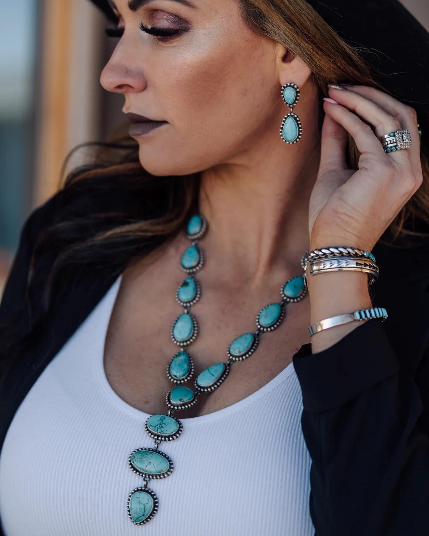 Gracefully Styled Garment for Any Occasion