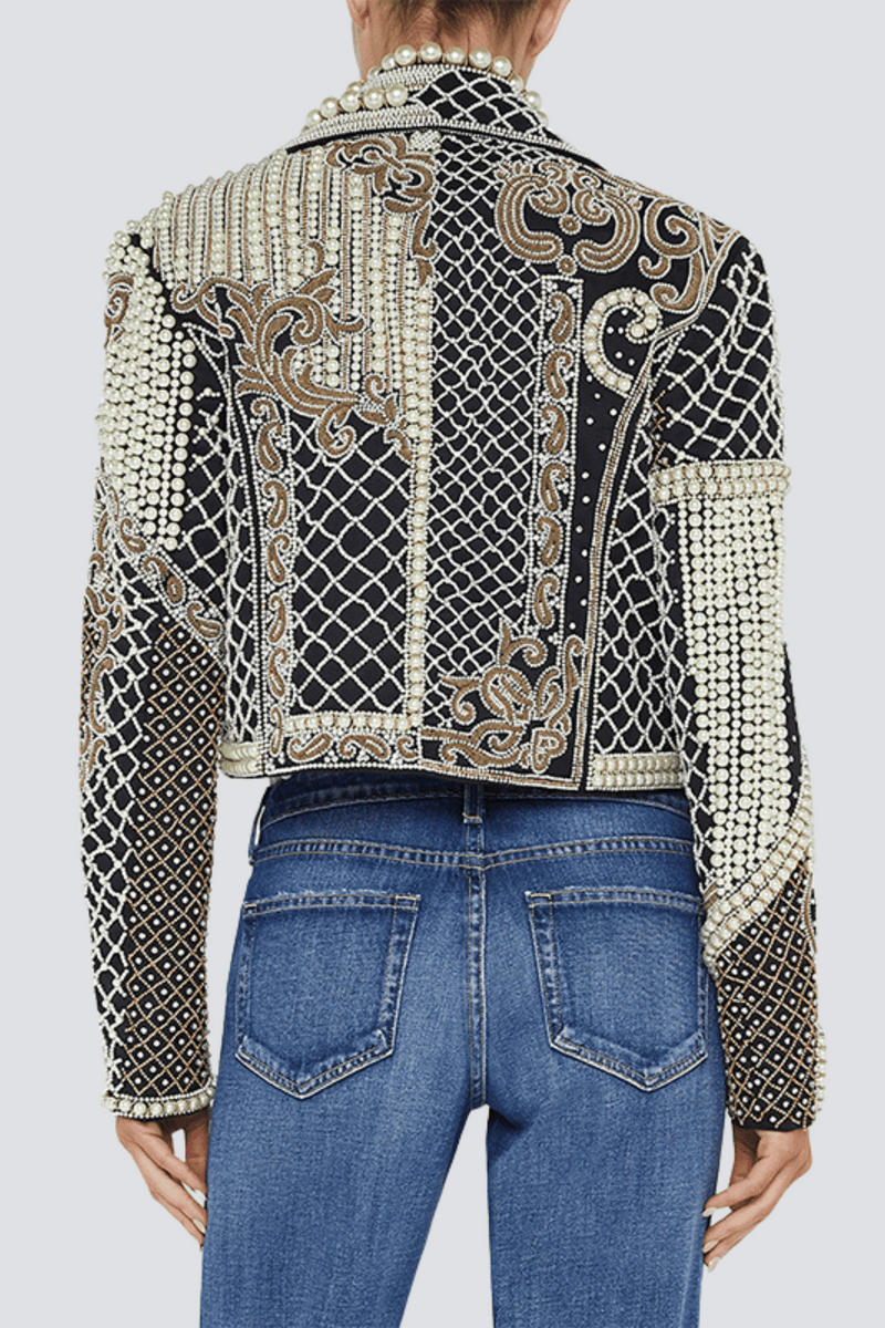 Gracefully Styled Garment for Any Occasion