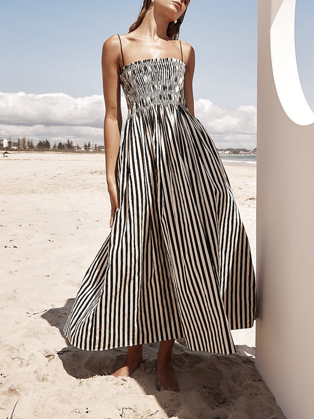 Sophisticated Dress with a Clean Classic Look