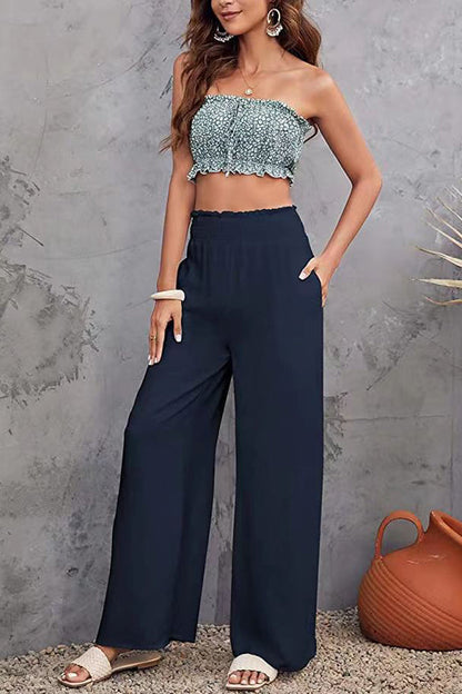 Sophisticated Trousers with a Clean Classic Look