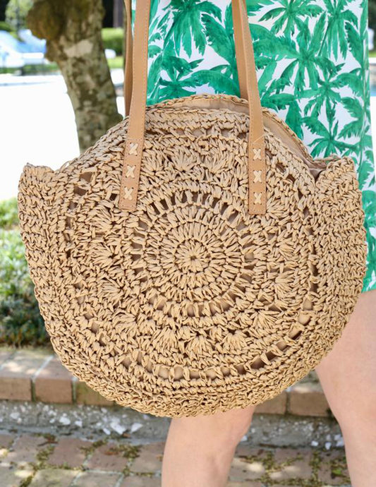 Gracefully Styled Bag for Any Occasion