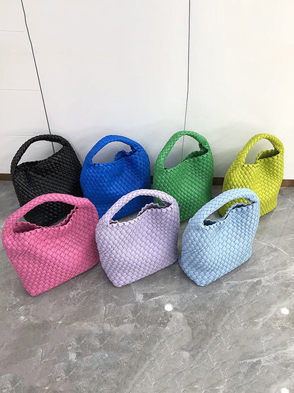 Beautifully Finished Bag in a Timeless Design