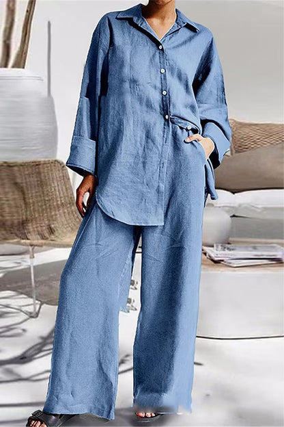 Effortlessly Elegant Garment with a Timeless Design