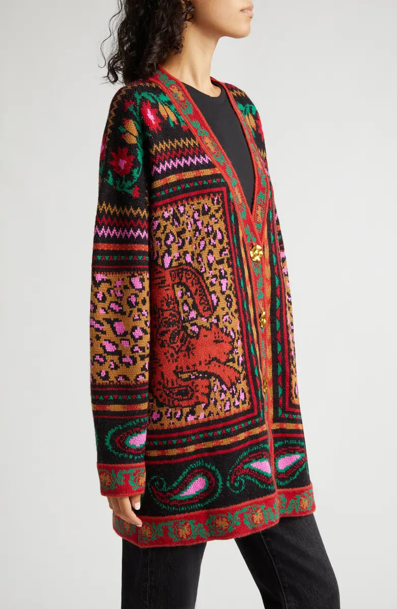 Gracefully Styled Cardigan for Any Occasion