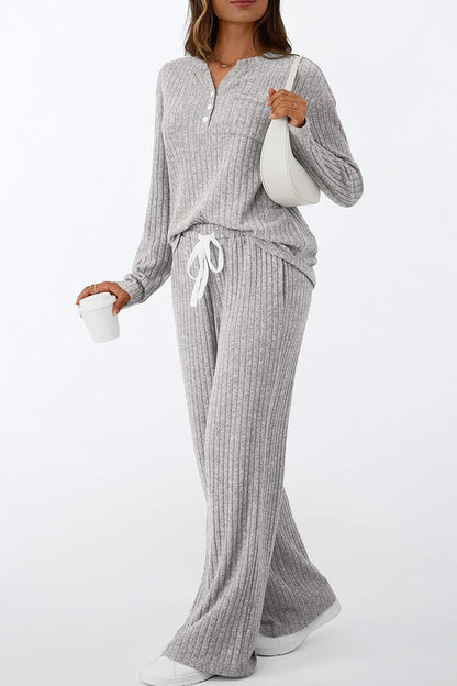 Classic Vintage Pants with a Flattering Fit