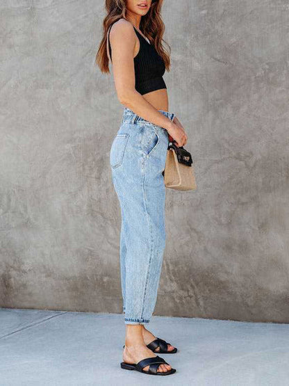 Well Tailored Pants with a Graceful Silhouette