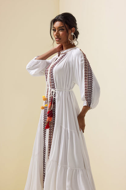 Effortlessly Elegant Dress with a Timeless Design