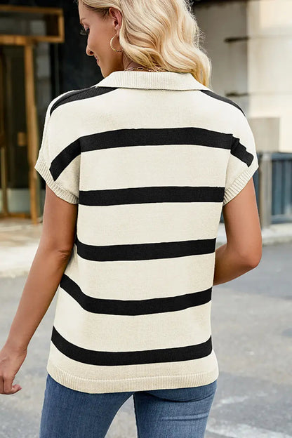 Well Tailored Sweater with a Graceful Silhouette