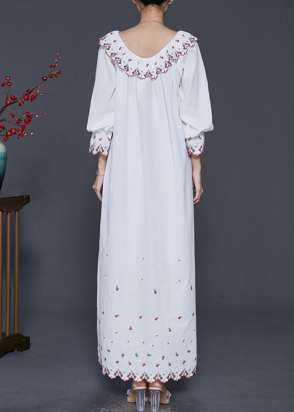 Beautifully Crafted Dress in a Classic Style