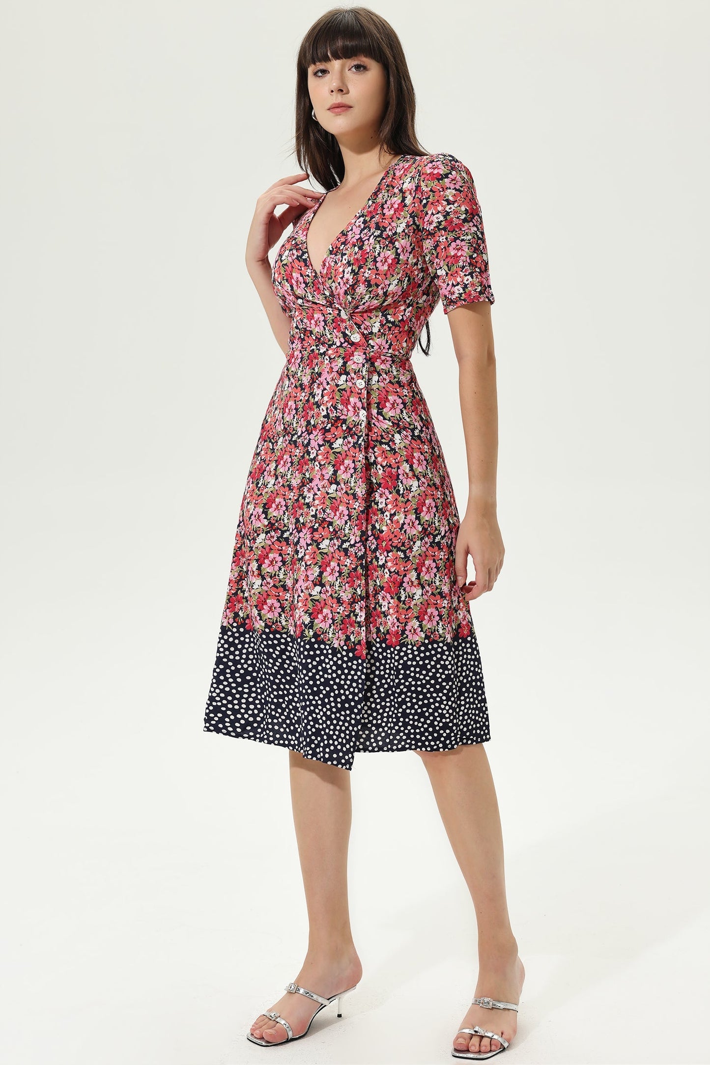 Classic Vintage & Enduringly Stylish Dress