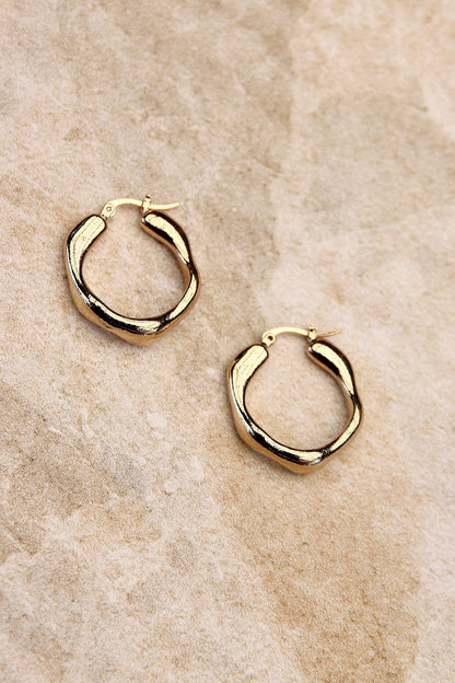 Beautifully Crafted Garment in a Classic Style