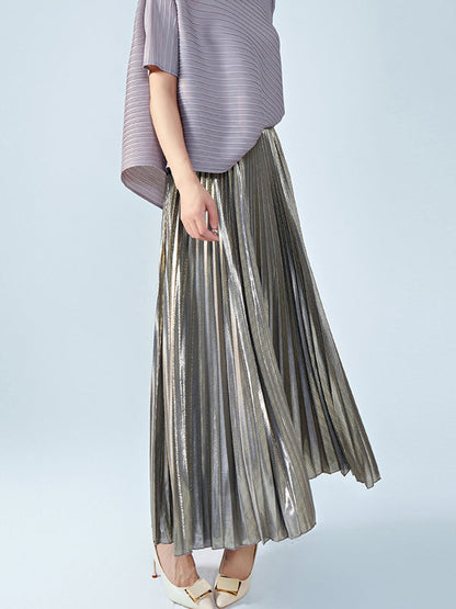 Gracefully Styled Garment for Any Occasion