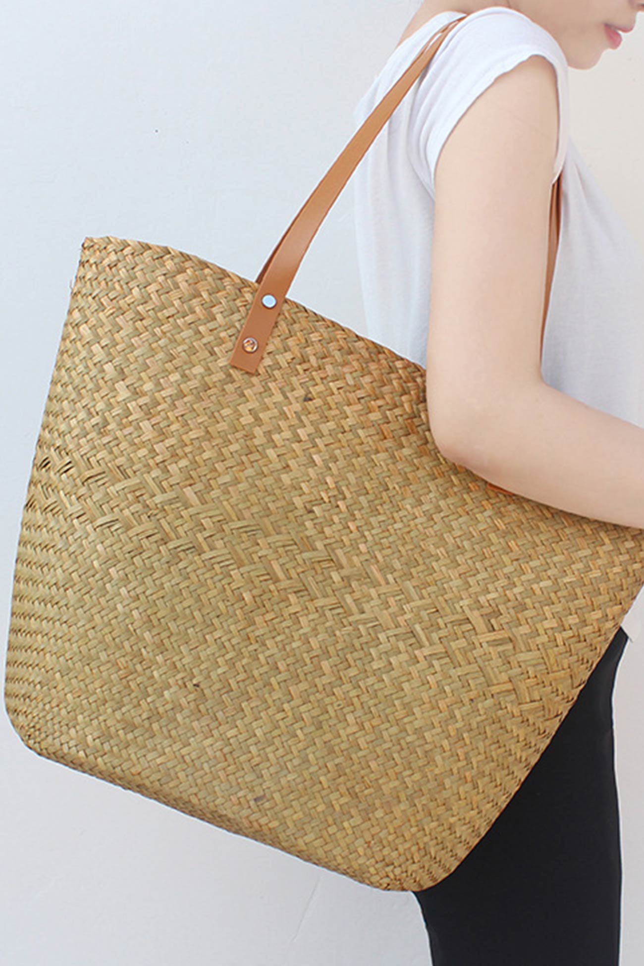 Polished Bag with an Effortless Classic Look