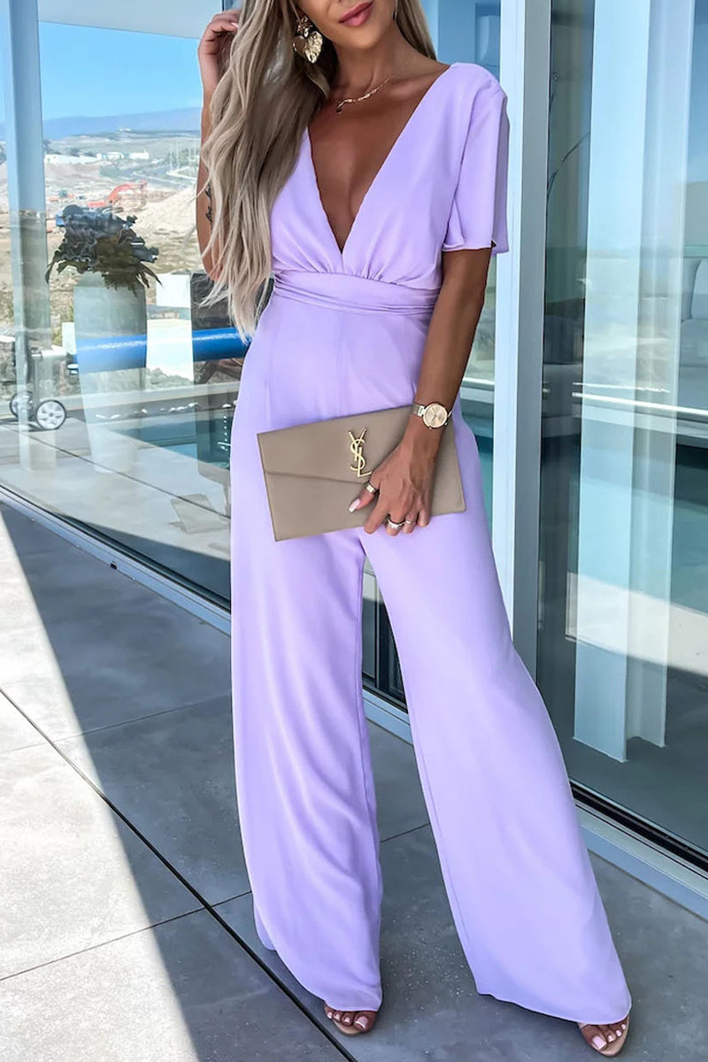 Effortlessly Elegant Garment with a Timeless Design