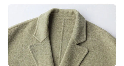 Elegantly Styled Coat for Everyday Wear