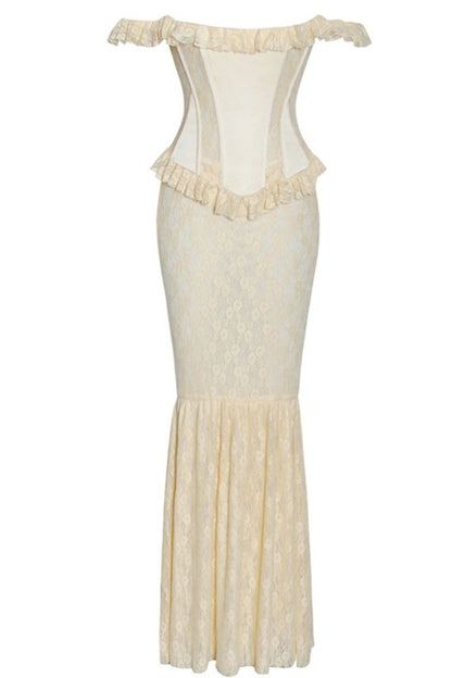 Effortlessly Elegant Dress with a Timeless Design