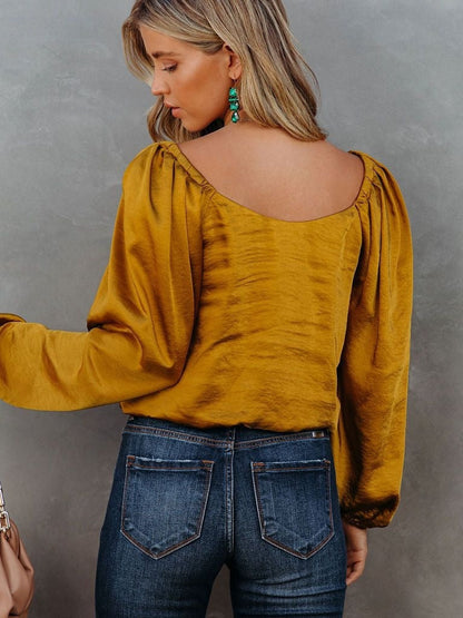 Classic Vintage & Enduringly Stylish Top
