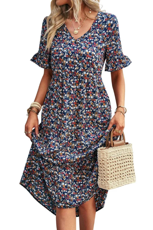 Well Tailored Dress with a Graceful Silhouette