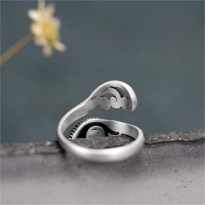 Beautifully Finished Garment in a Timeless Design