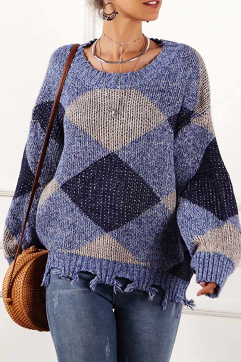 Effortlessly Elegant Sweater with a Timeless Design