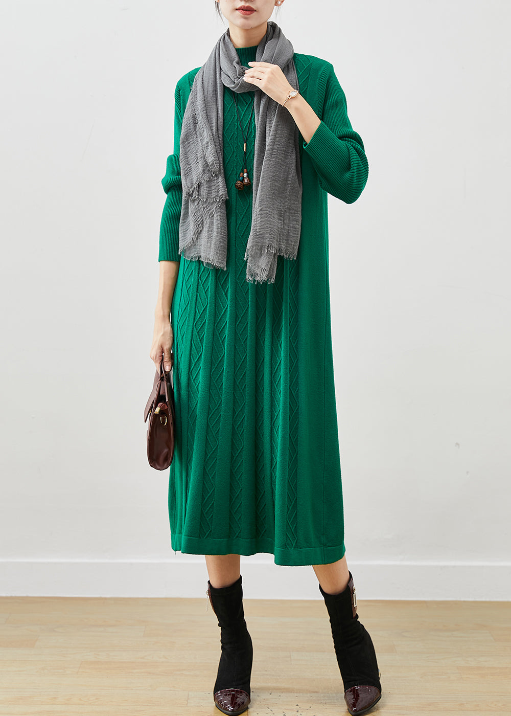 Polished Dress with an Effortless Classic Look