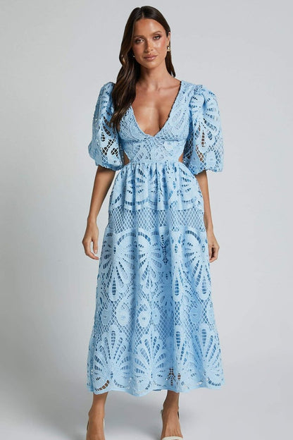 Gracefully Styled Dress for Any Occasion