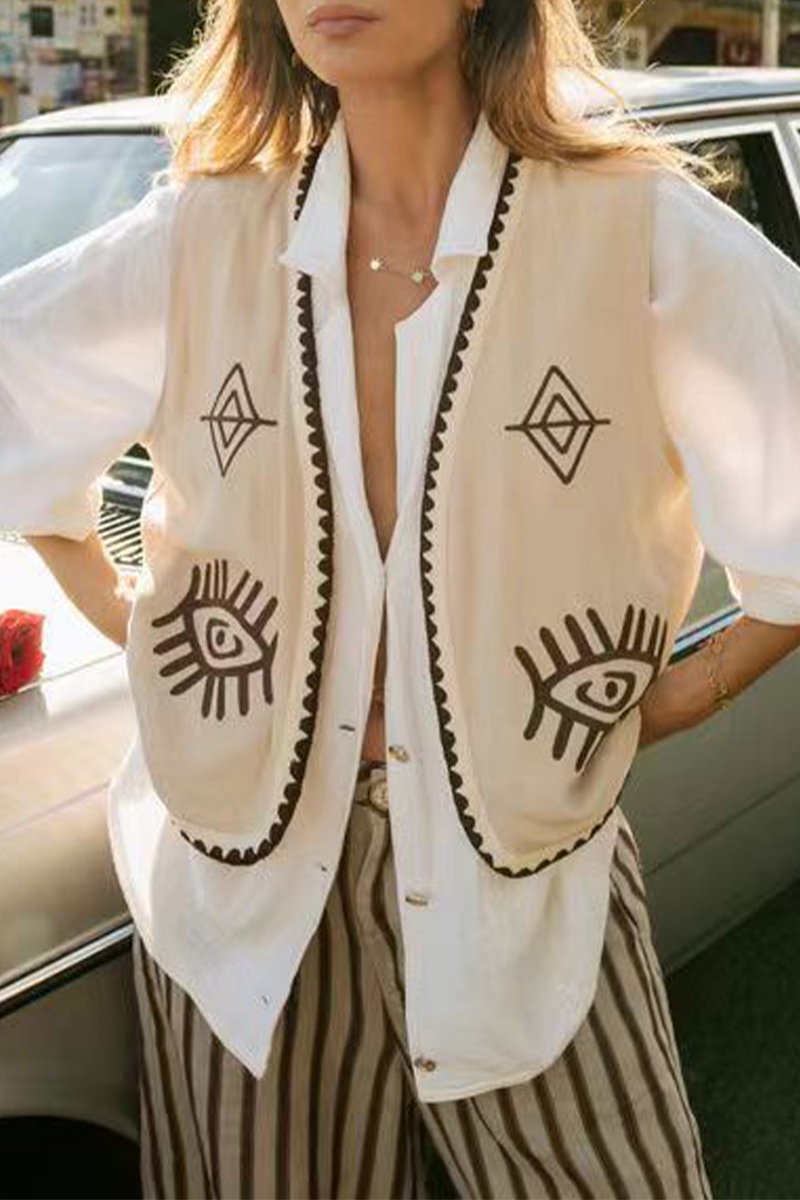 Beautifully Finished Cardigan in a Timeless Design