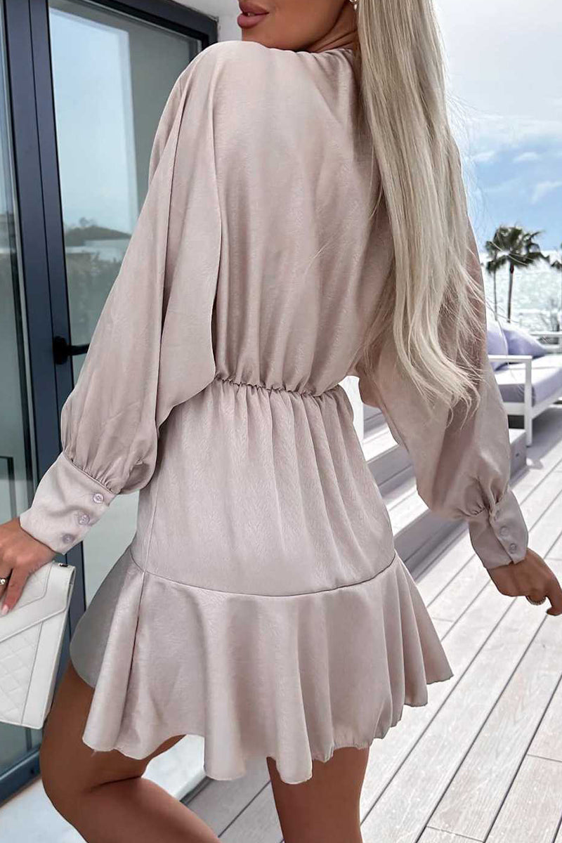 Gracefully Styled Dress for Any Occasion