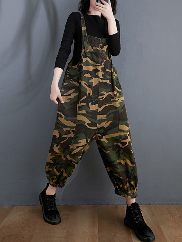 Sophisticated Garment with a Clean Classic Look