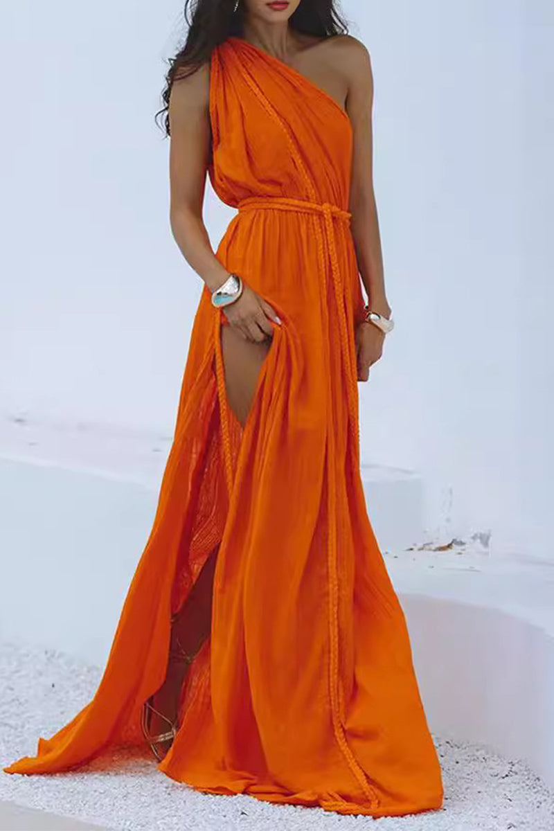 Well Tailored Garment with a Graceful Silhouette