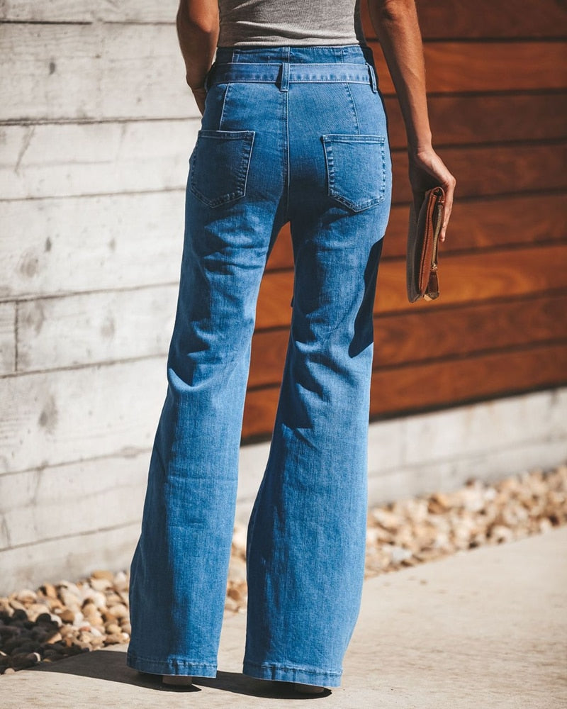 Well Tailored Garment with a Graceful Silhouette