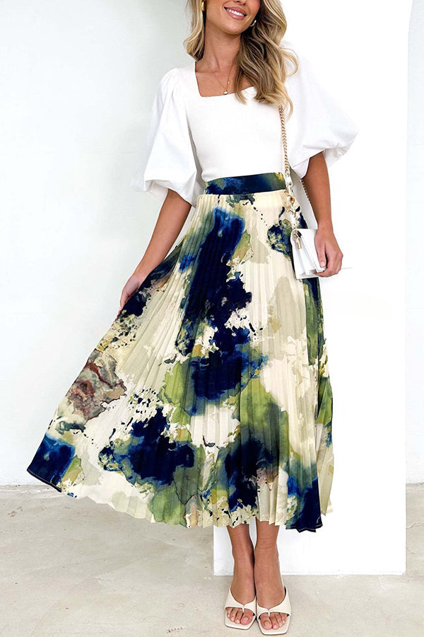 Effortlessly Elegant Garment with a Timeless Design