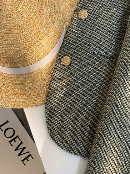 Elegantly Styled Jacket for Everyday Wear