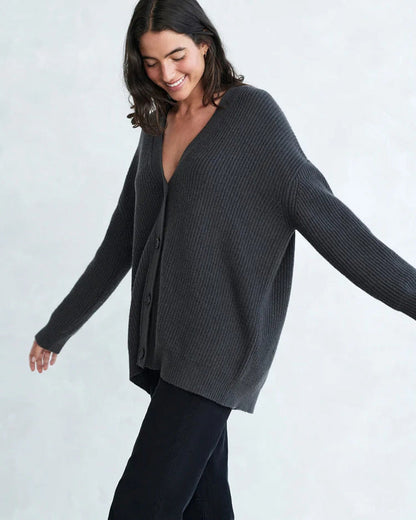 Gracefully Styled Cardigan for Any Occasion