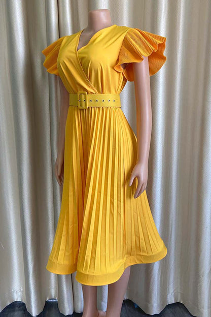 Well Tailored Dress with a Graceful Silhouette