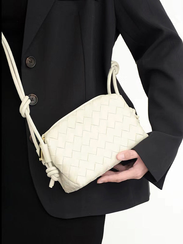 Beautifully Finished Bag in a Timeless Design