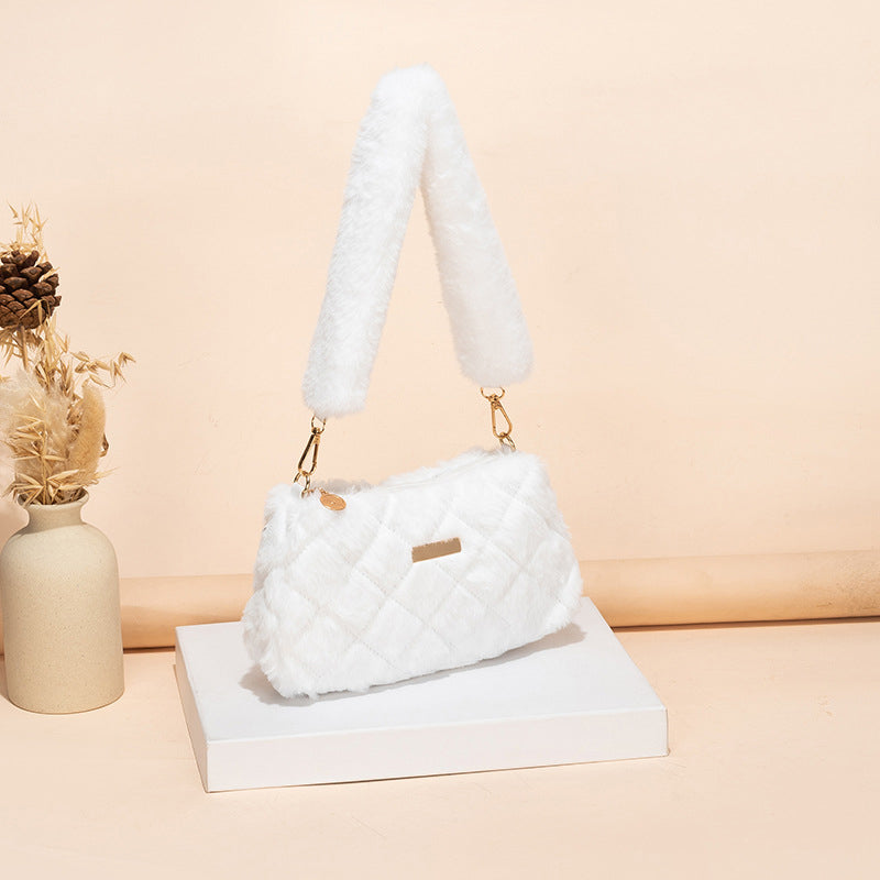 Classic Vintage Bag with a Flattering Fit