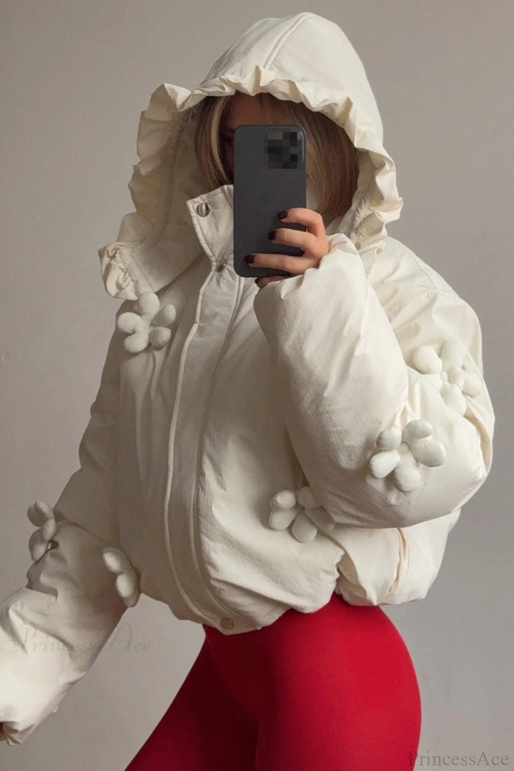 Beautifully Crafted Coat in a Classic Style
