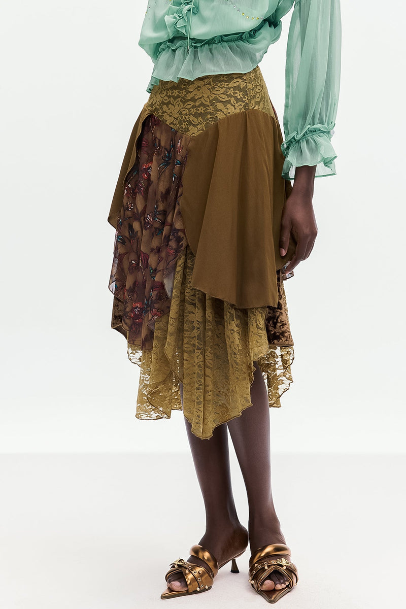Sophisticated Garment with a Clean Classic Look
