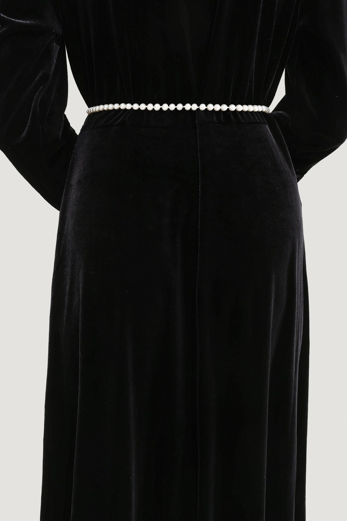 Sophisticated Garment with a Clean Classic Look