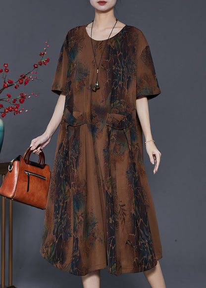 Classic Vintage Dress with a Flattering Fit