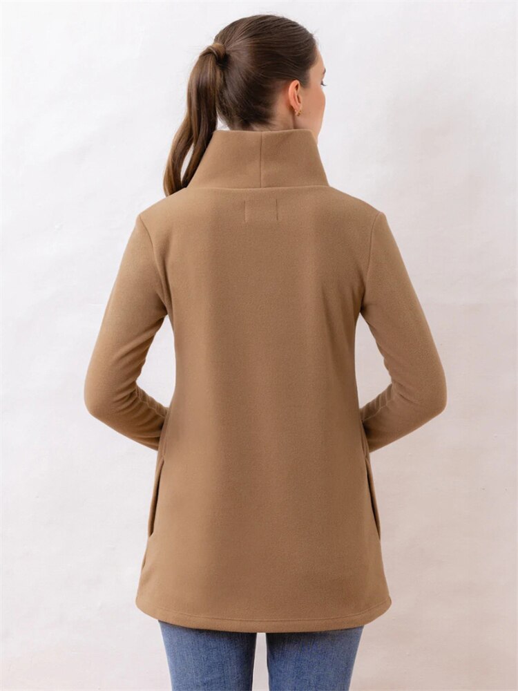 Classic Vintage Pullover with a Flattering Fit
