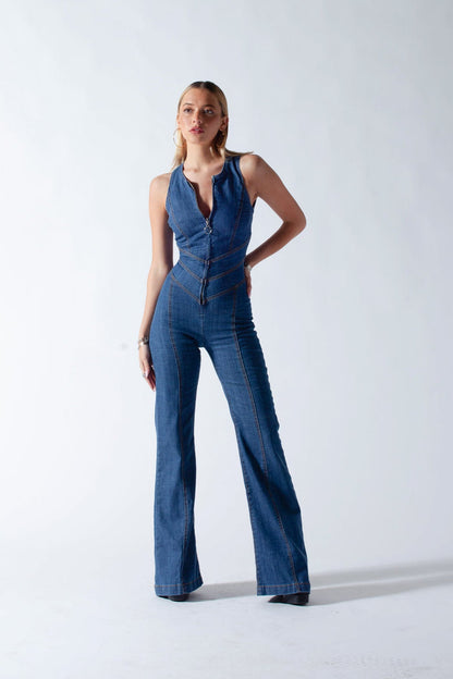 Beautifully Finished Garment in a Timeless Design
